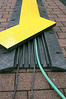 Preview: Kabelbrücke mit Deckel aus Recyclingmaterial