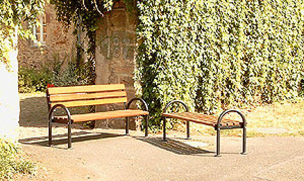 Parkbank Modell Stadtmauer