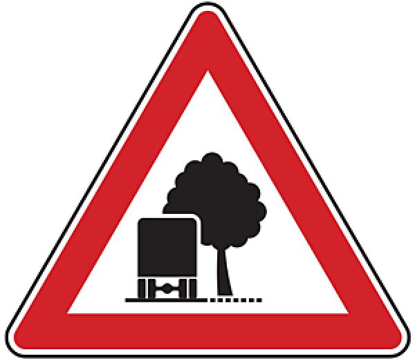 Verkehrszeichen VZ 101-54 unzureichendes Lichtraumprofil