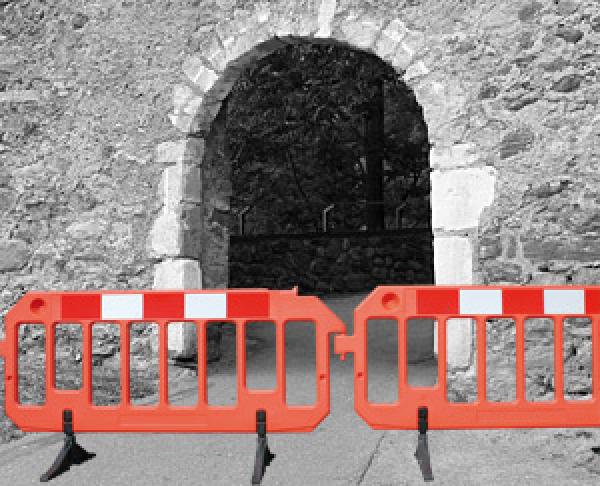 Absperrschranke aus Kunststoff