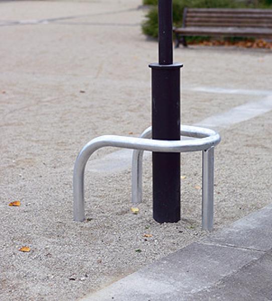 3-Punkt Baumschutzbügel aus Stahlrohr 60 mm,