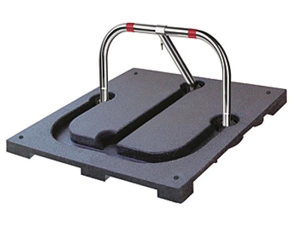 Parkplatzbügel mit Bodenwanne aus Recyclinggummi